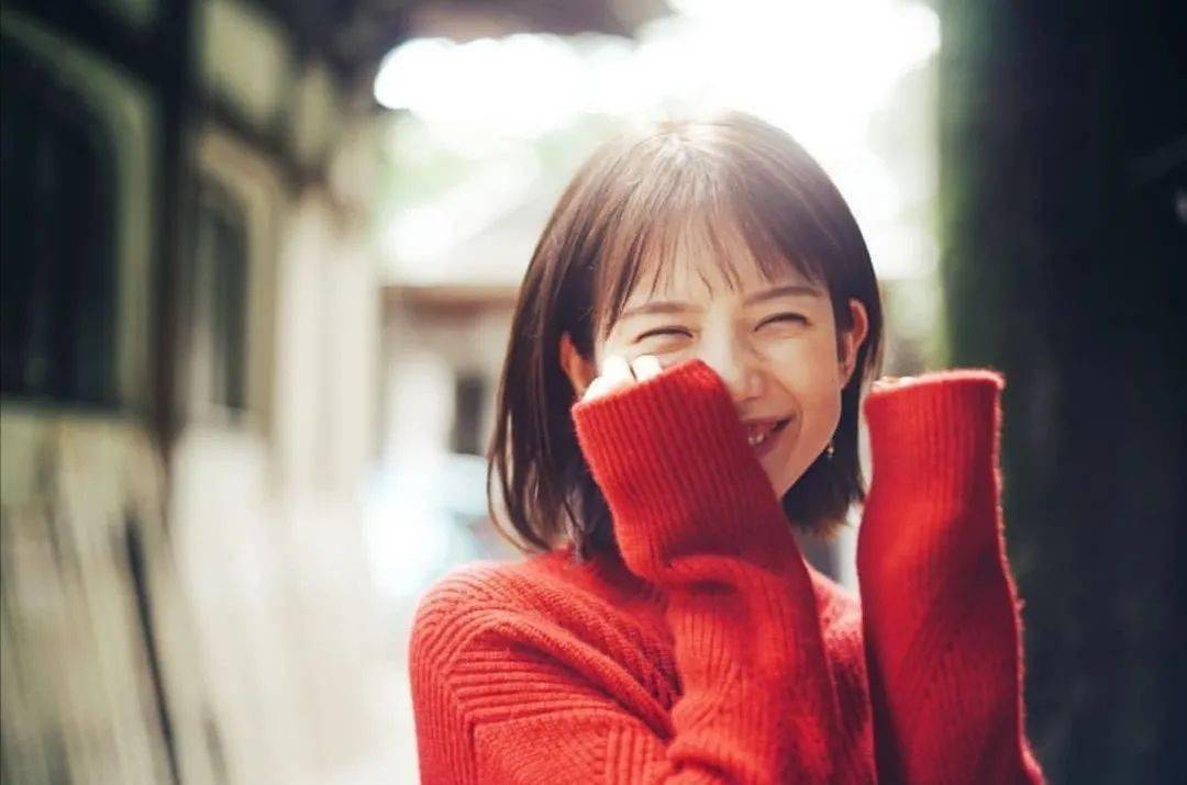 发型|真正“好打理”的发型只有这4个!秋冬必剪,回头率高达200%!!