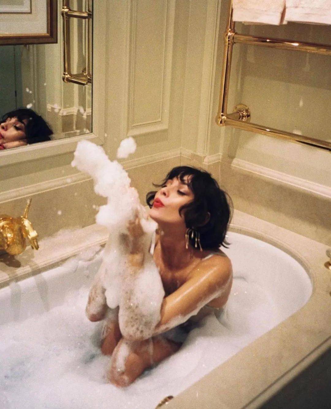 醉意|微醺美人 几分温热的醉意 几分疏离