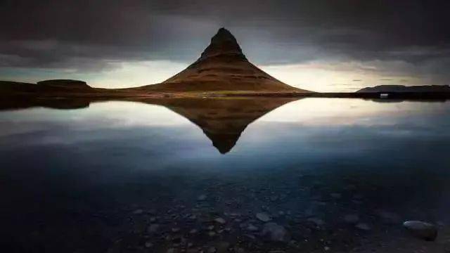 8c75335f5ad54b95b2dce59282c58616.jpeg