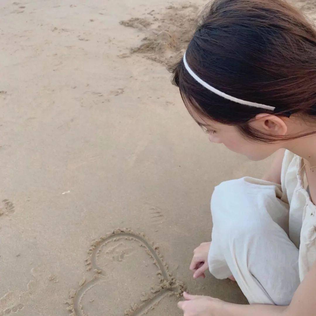 听安头像同款 1421593aa1e746fe889364af3b5c0810.jpeg