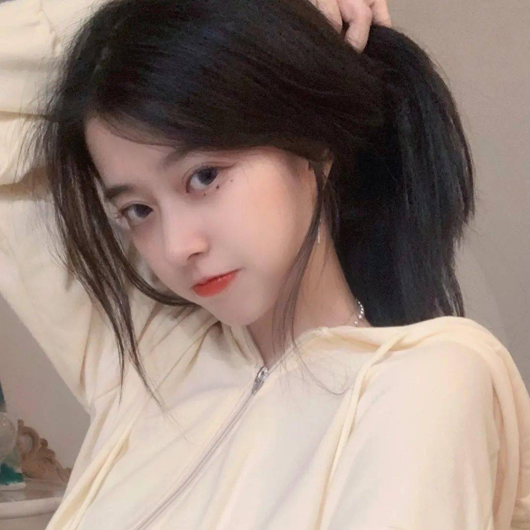 心心念念的女生头像