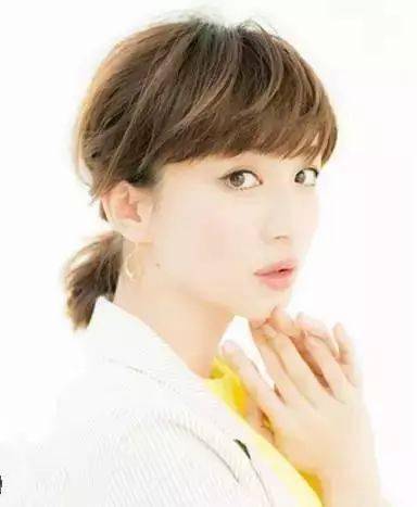 头发|从短发到长发的过渡期,这些发型让你美美度过~