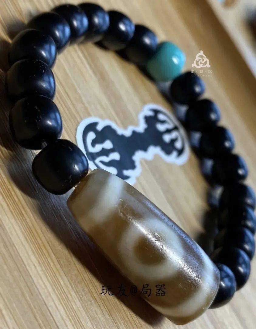 玩友|配饰顶流！有人说它是每个文玩人配串的梦想！价格却没想象中那么贵！