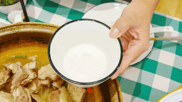09cab7b0226841dba0192d17f5d11d29.gif