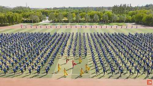 课间操|敦煌壁画“飞天舞”！这里的课间操火了