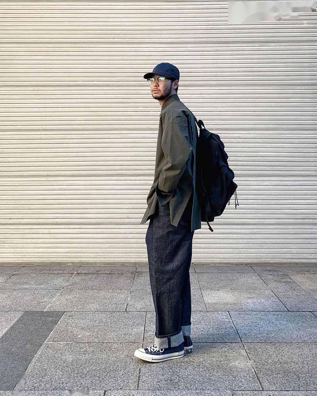 时尚穿搭男生裤子博主 825fc138cf0246c39fe1e4826ee9c52e.jpeg