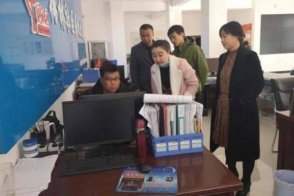 到社区指导人口普查工作_社区人口普查照片(2)