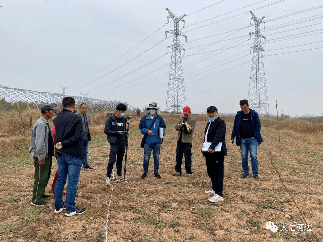 杜村落地互通,204国道九龙西落地互通,与沈海高速三里河枢纽,与胶州湾