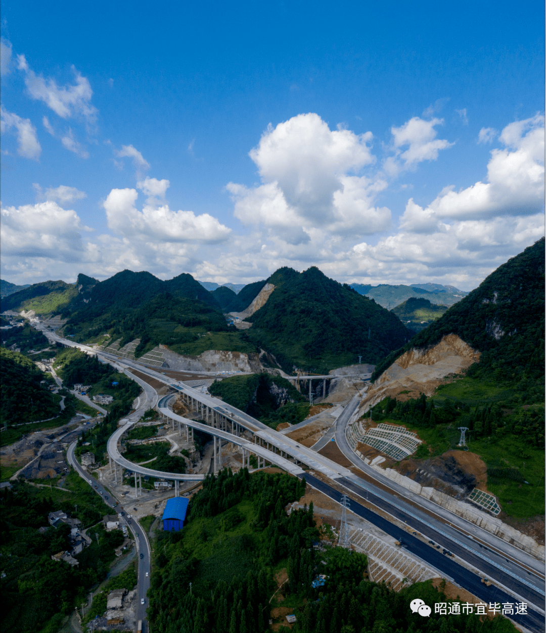 速看!镇雄在建高速公路高清组图流出,其中两条计划年底通车!