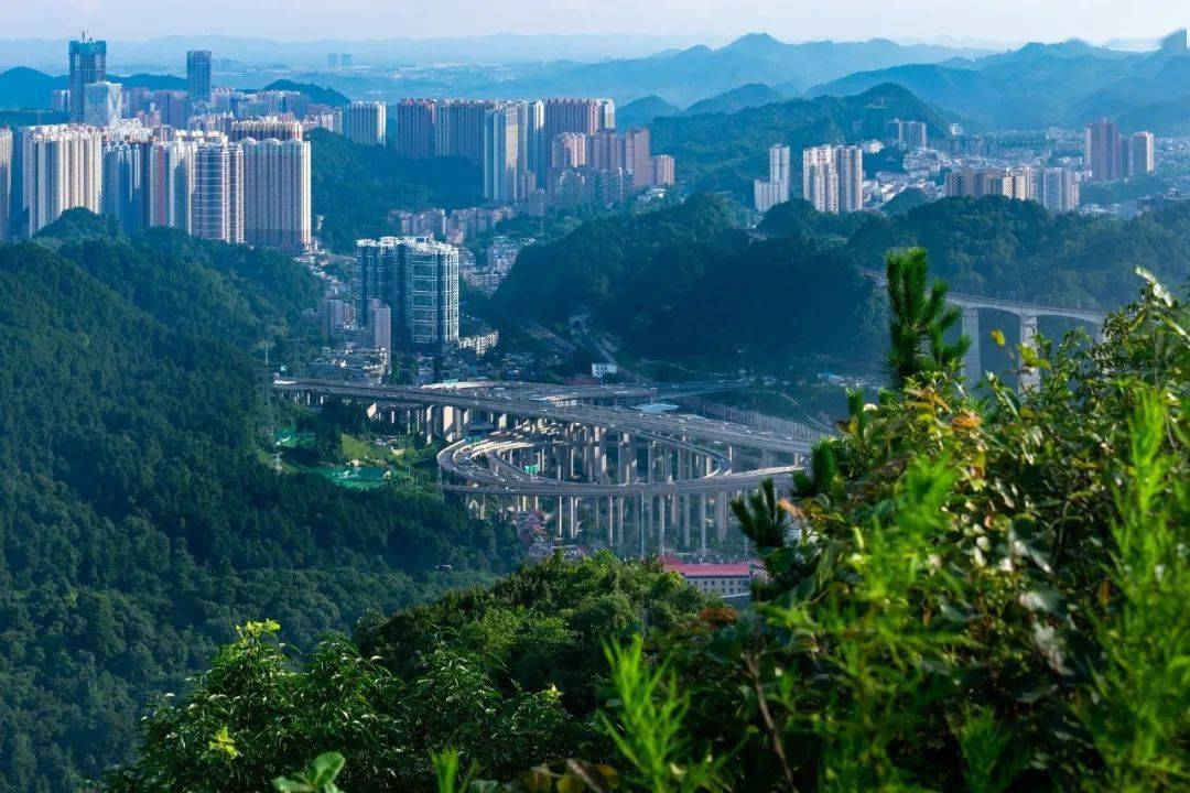 贵州人均_贵州风景图片