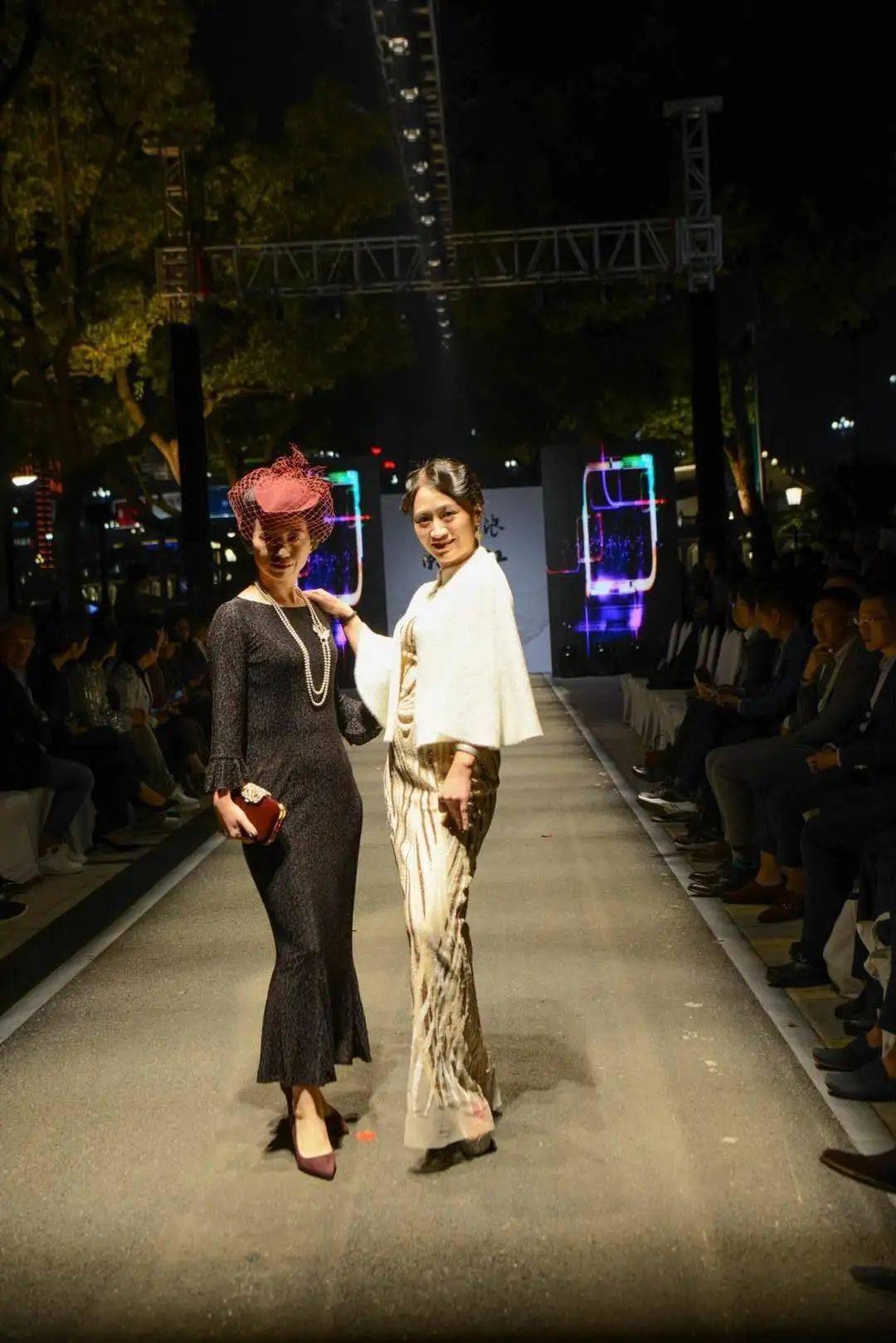 外滩|三江前浪推后浪！时尚浪潮在1844年开埠的老外滩，蜿蜒流转…