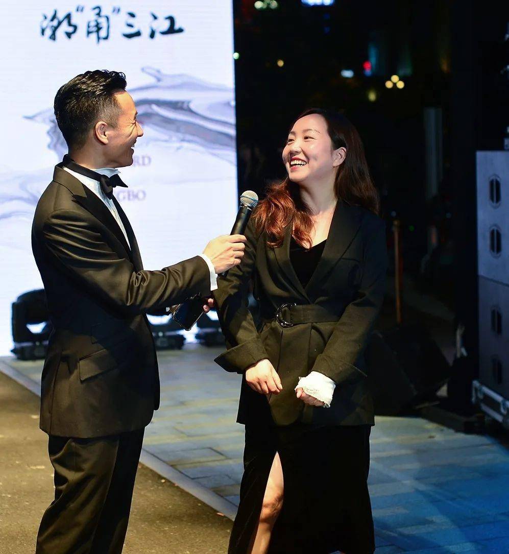 外滩|三江前浪推后浪！时尚浪潮在1844年开埠的老外滩，蜿蜒流转…