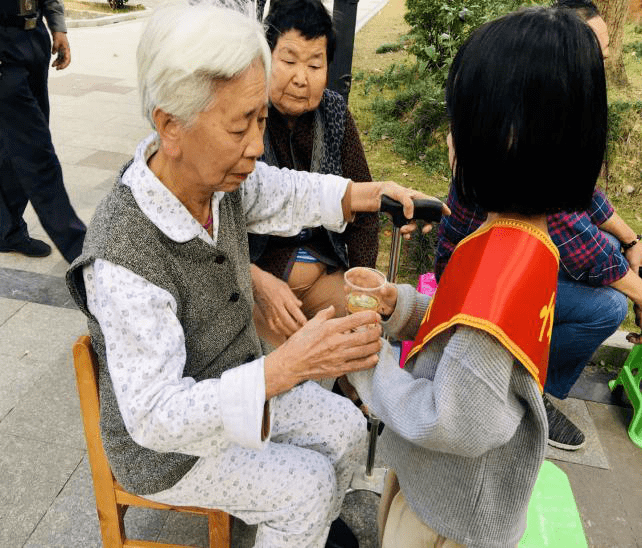 情暖相伴幸福重阳02南门中特幼儿园重阳敬老爱老系列活动