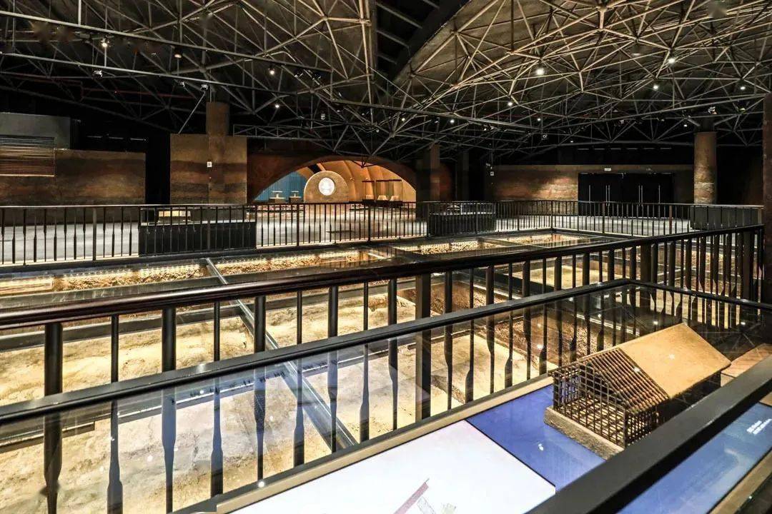 上海文化之根——广富林考古遗址展示馆开放,在陶罐中