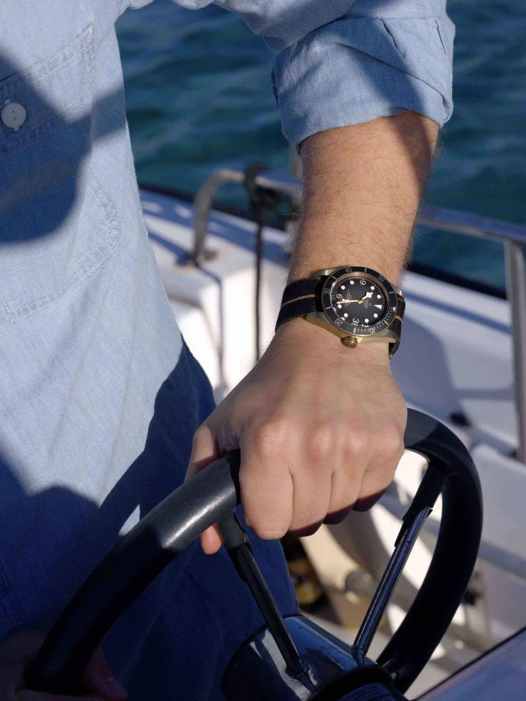 帝舵|连时尚icon都拒绝不了的蓝到底有什么魔力?