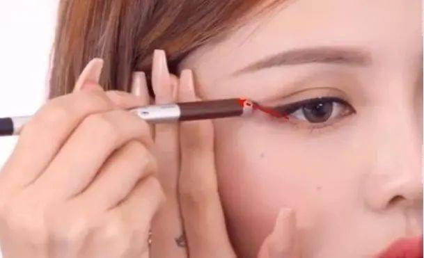 李栋旭|男版狐狸精李栋旭or电视台女PD赵宝儿，《九尾狐传》中谁更魅惑？