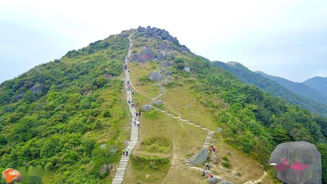 人气旺!九月九浦北五皇山迎客流高峰,景区内车水马龙