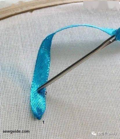 教程|丝带绣 | 奥斯汀玫瑰的绣法教程！（附:13种丝带、7种入门针法详细教程）