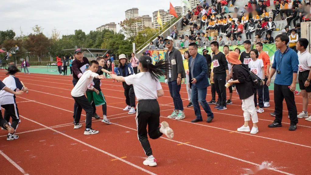 「赛场内外·精彩永恒」普陀二中第61届师生体育运动会
