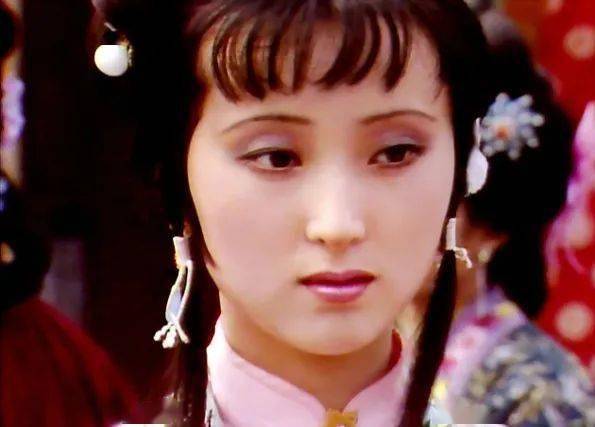 黛玉|“家暴妆”爆火？明明三十年前的她们，才是真正的美妆达人！