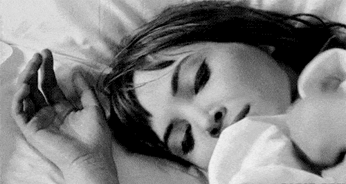 皮肤|雅顿身体乳涂一次，清爽一整天，让皮肤比丝绸还滑！全身亮成聚光灯！