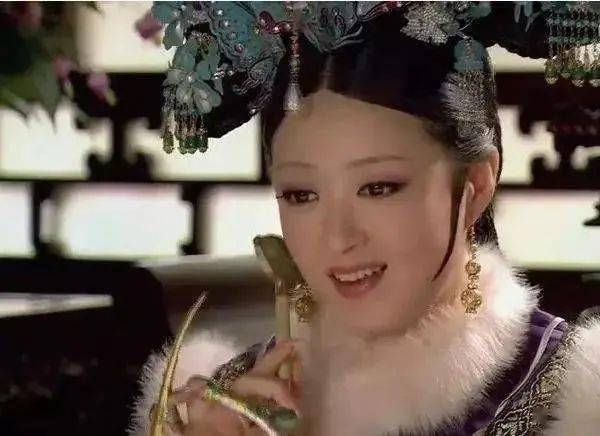 翡翠|秋冬戴这些才能时髦又高级，精致女人的首选！仅需百元，还不快抢!