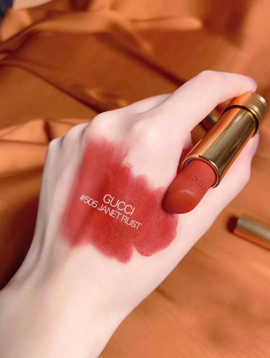 Too|适合秋冬的18支口红，显白有气质！黄黑皮闭眼入！