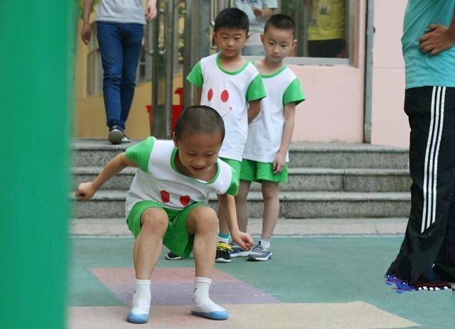 适合孩子长高的运动 0d1a949af65c4ec8a09b78310f6fe433.jpeg