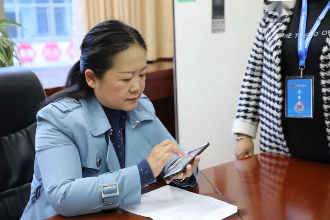人口普查县长现场登记_普查人口登记表格图片(3)