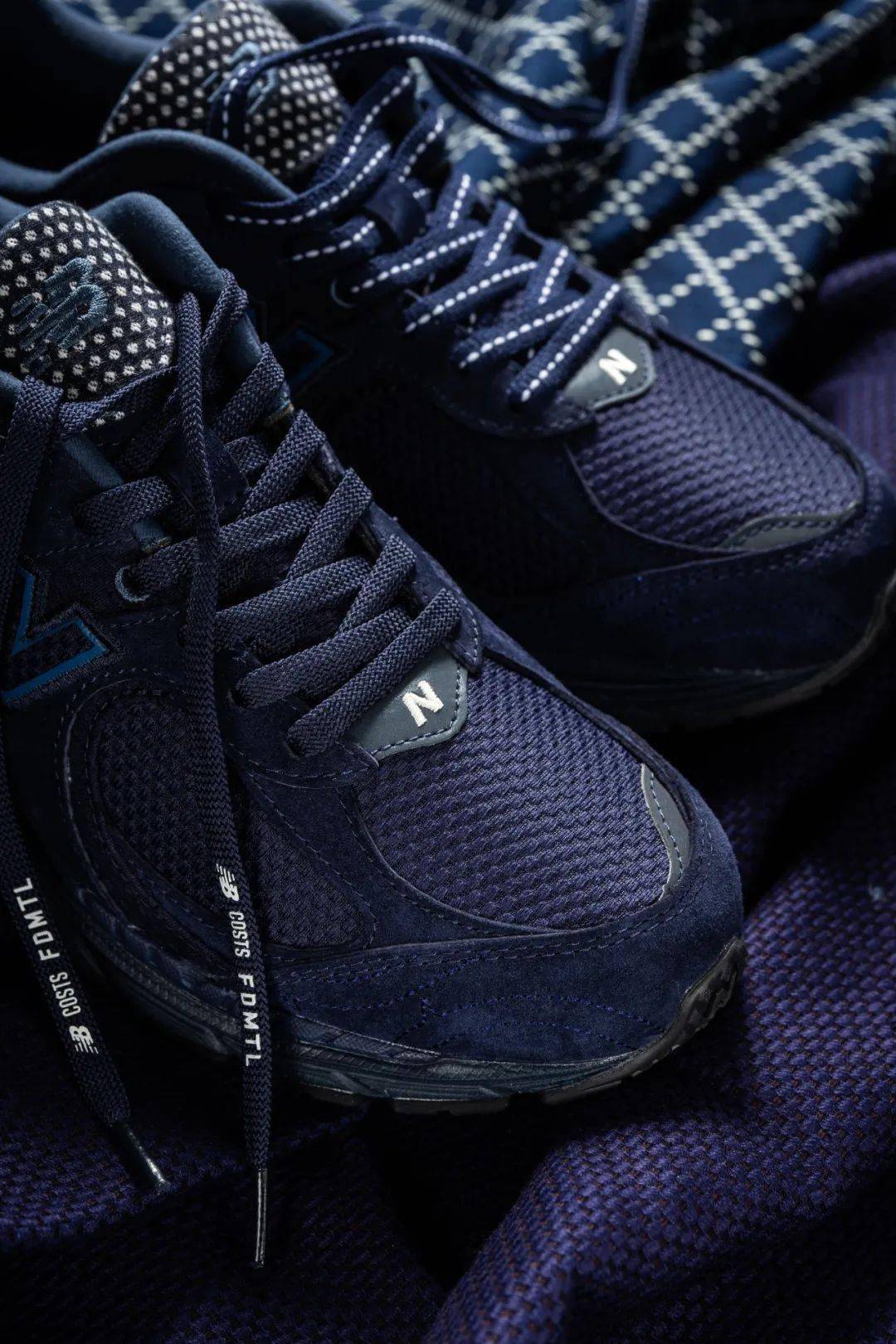 COSTS x FDMTL x NEW BALANCE 2002R_丹宁