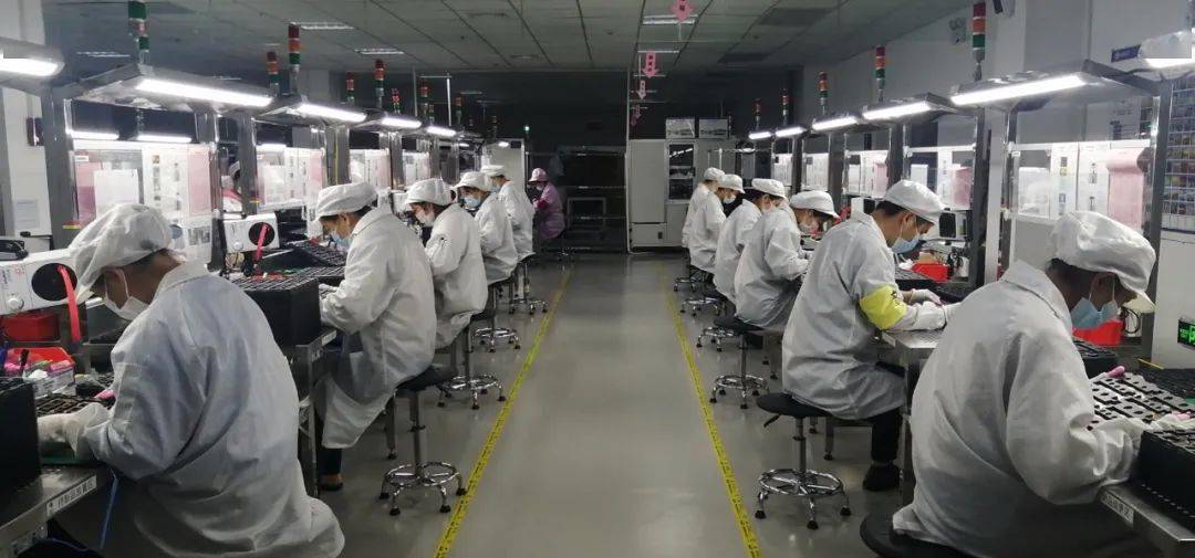 董事长|三次逆周期投资 弘信电子董事长李强：不做披着高科技光环的代工厂