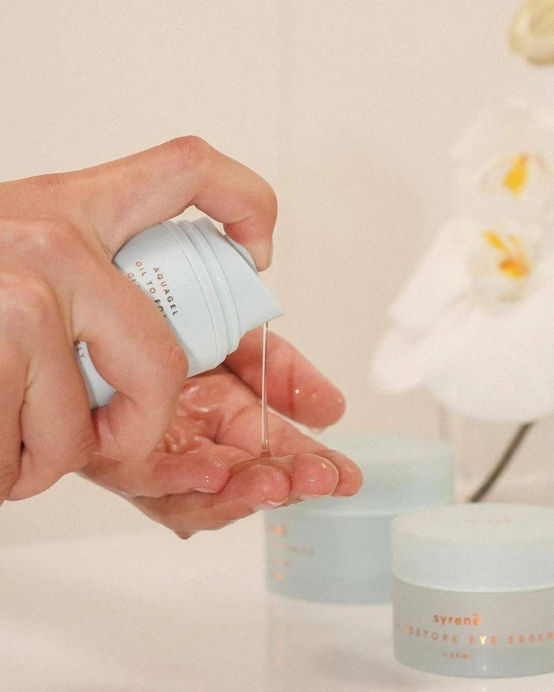 产品|把海洋装进瓶子里？每款产品都有一首诗？你应该知道的五款小众美容品牌