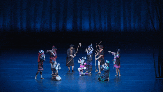d7f0261eab8541e184da251eac8df811.gif