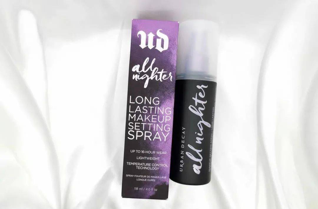 cr|秋冬想要服帖持久妆容，认真定妆不能少