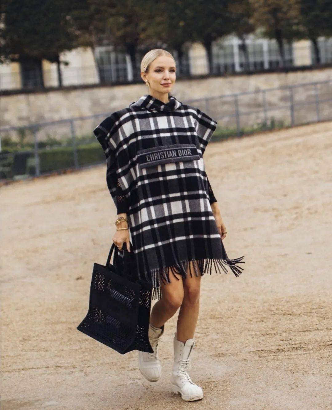 格子|热播剧女象棋天才造型更出圈~这一波复古格纹带起来！
