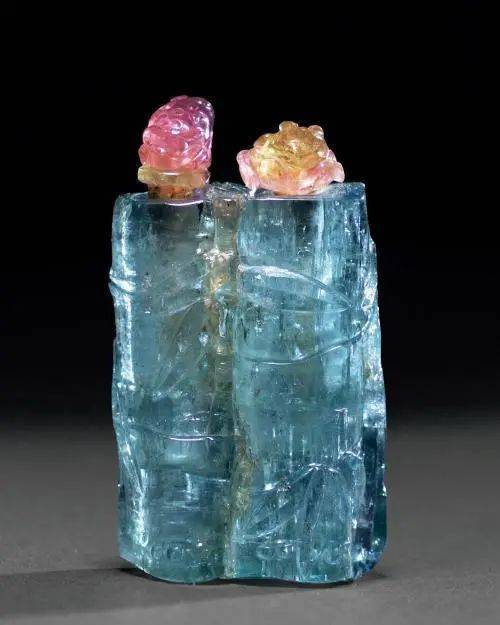 蓝色|这个色系的珠宝，高级温和又迷人，每一种都是美哭的节奏！