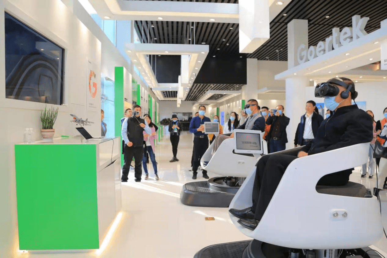 智能|全球中高端VR头显产品50%来自潍坊这家企业 记者现场试听直呼“太真实了！”