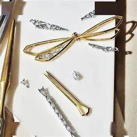 男士|会戴珠宝的男人，品味不会差 。