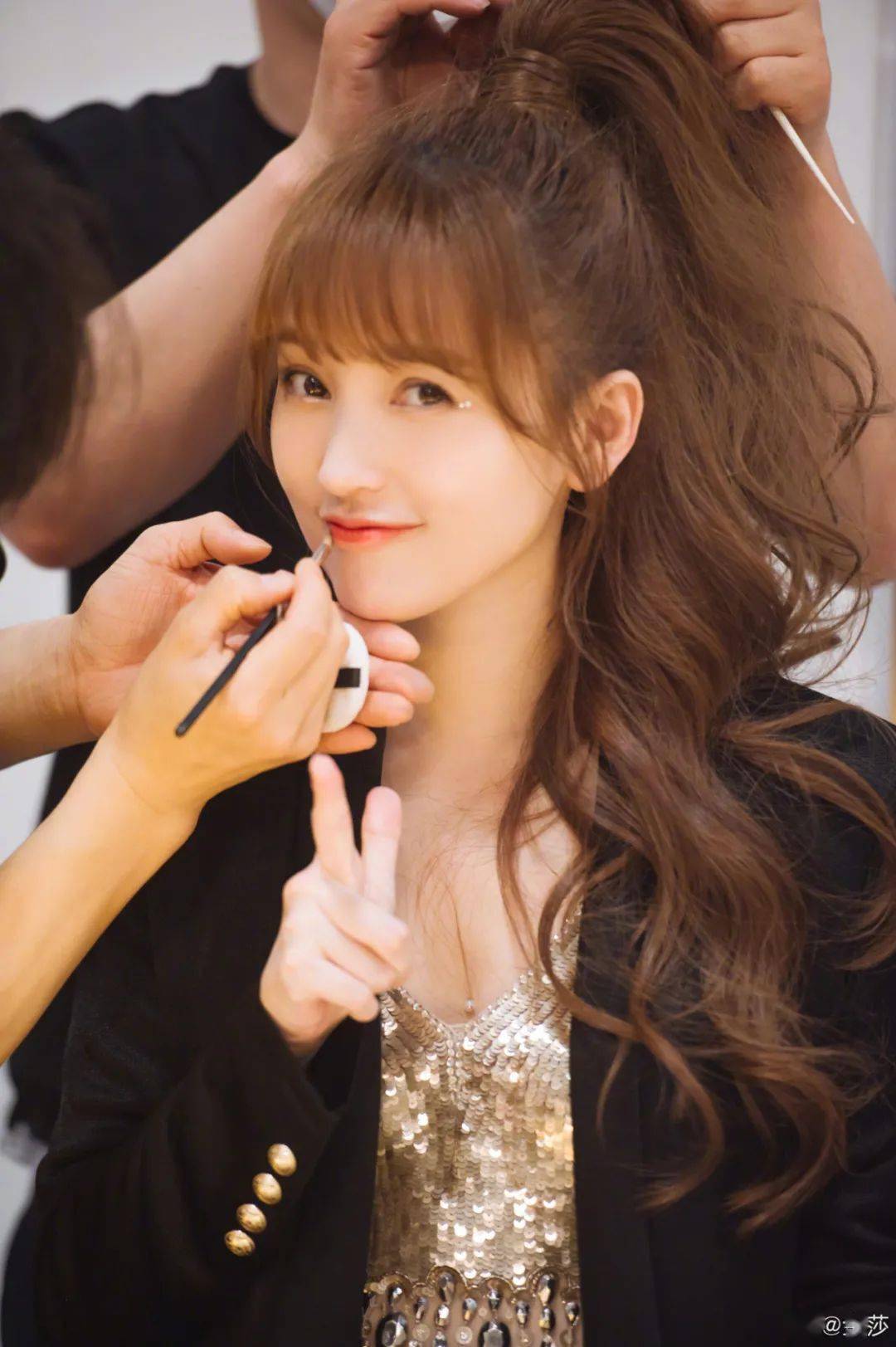 效果|快 40 岁的她，凭什么让男生一见钟情？