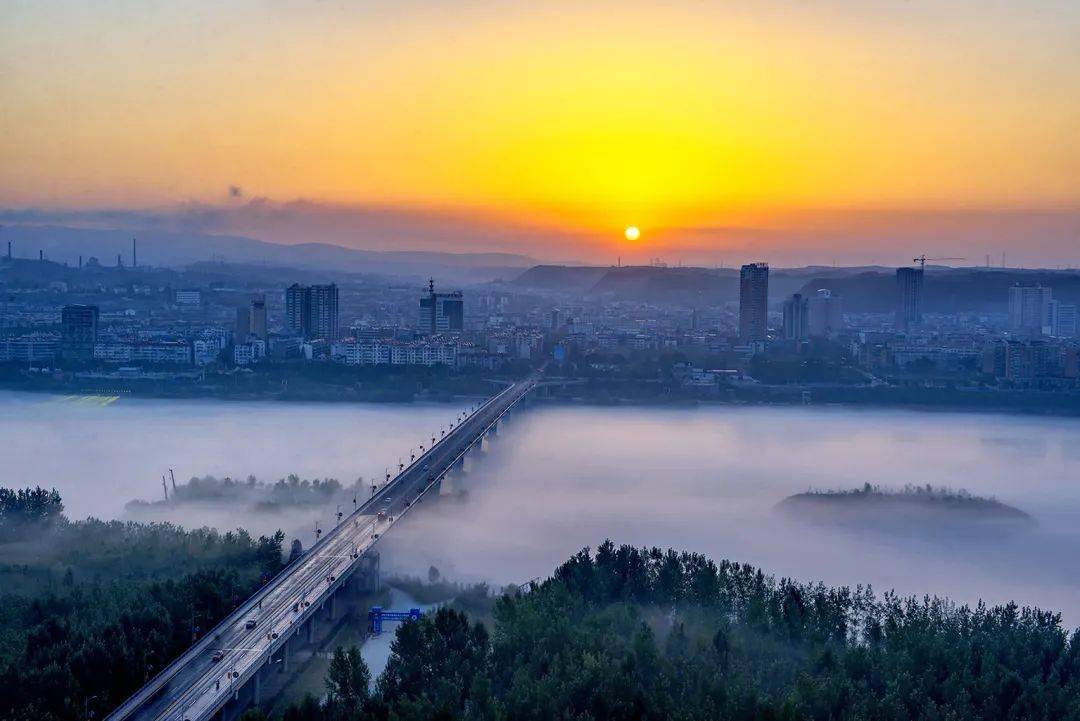 没见过丹江口这座城市清晨的人,不算是真正了解这个城市