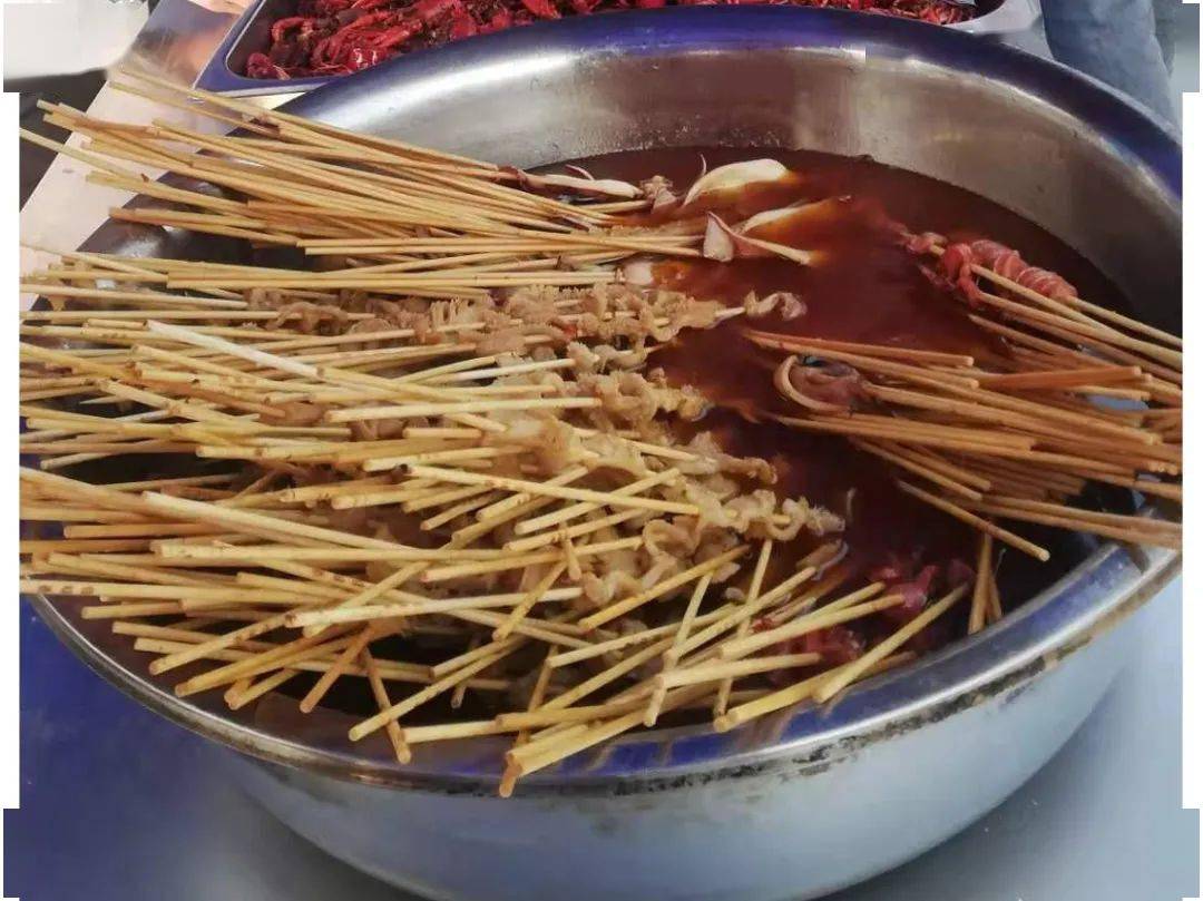 食欲大增的现捞鸭肠串,毛肚串