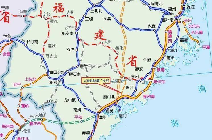 兴泉铁路厦门支线是厦门港后方两条铁路通道之一,线路起于兴泉铁路