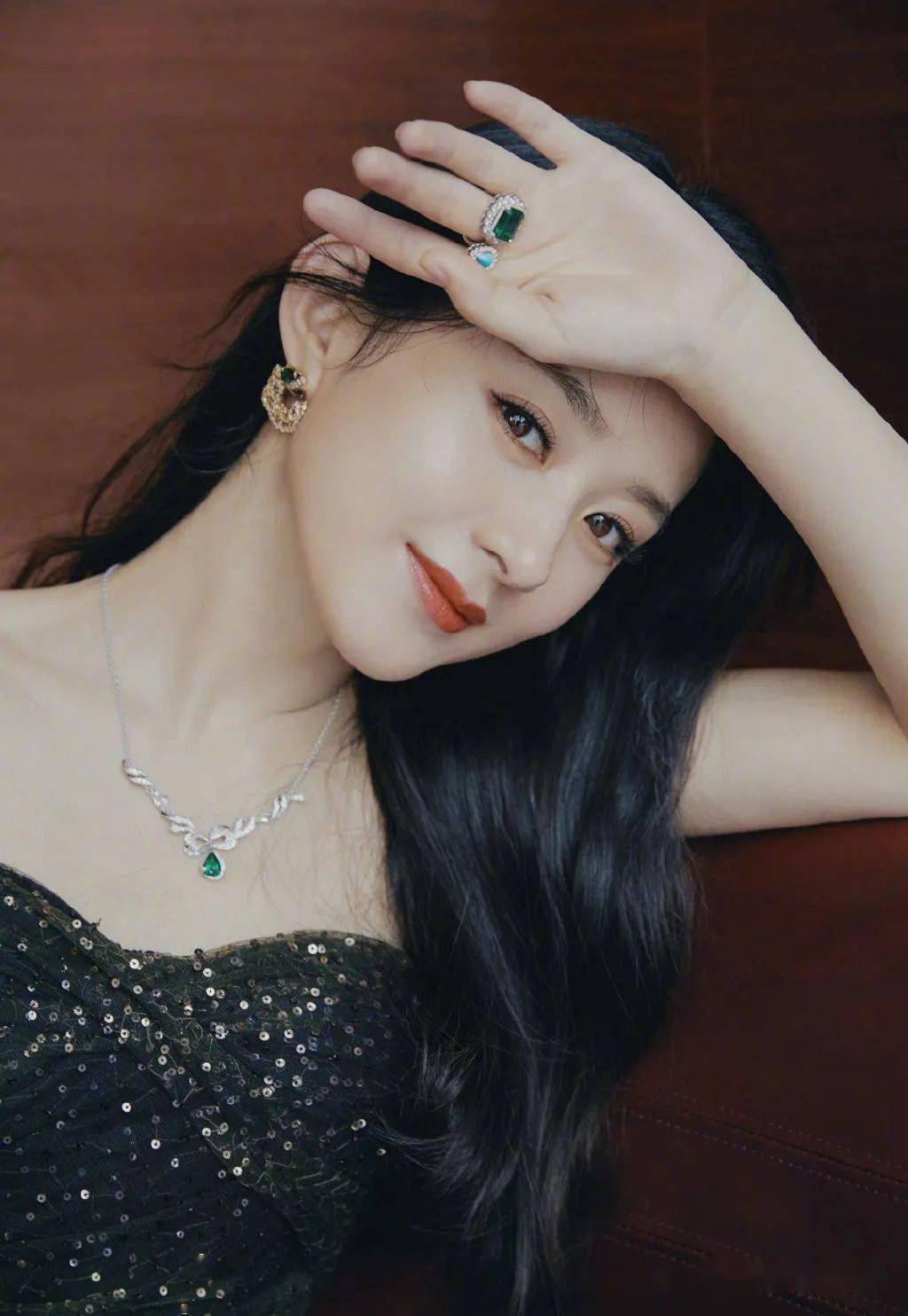 珠宝|女明星复出只拼业务能力？珠宝造型才是新“战场”！