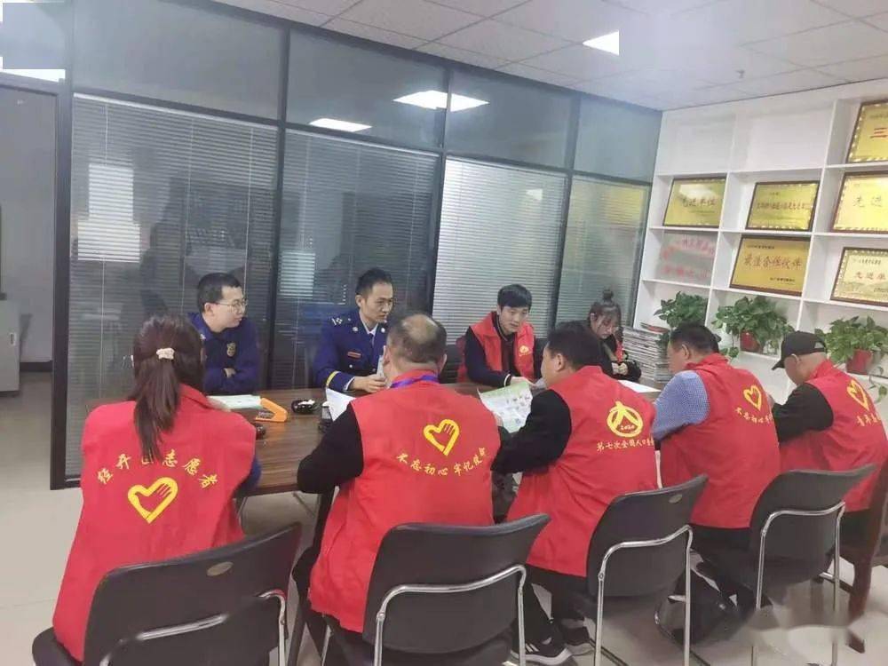 人口普查员知识培训_人口普查员证件图片(3)