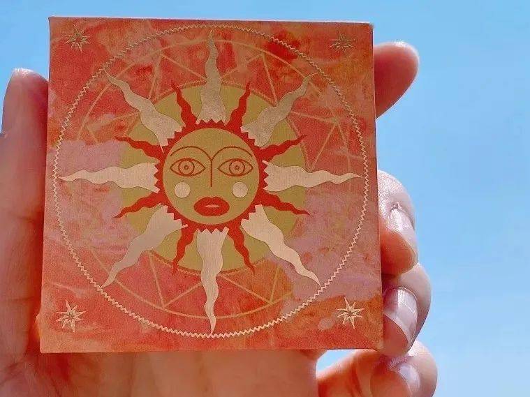 蒙淇淇|20块钱就能买到的绝美腮红？我不信！