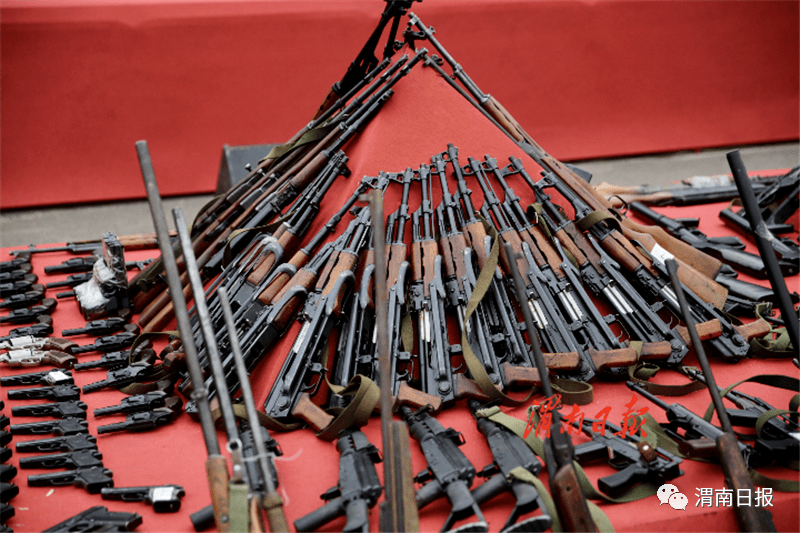 非法枪支,管制刀具…警方收缴的非法枪爆物品咋处理?