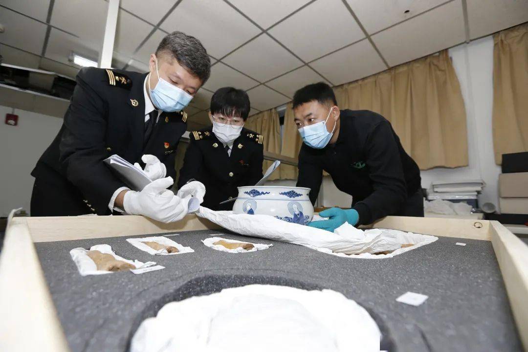 人口负流失_农村人口流失图片