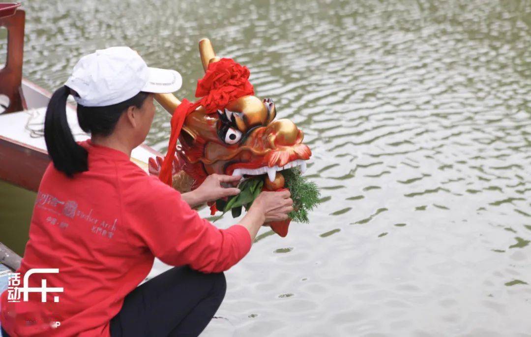 周末扒龙舟身为老广怎能没扒过龙舟与金牌运动员一同激情扒舟吧