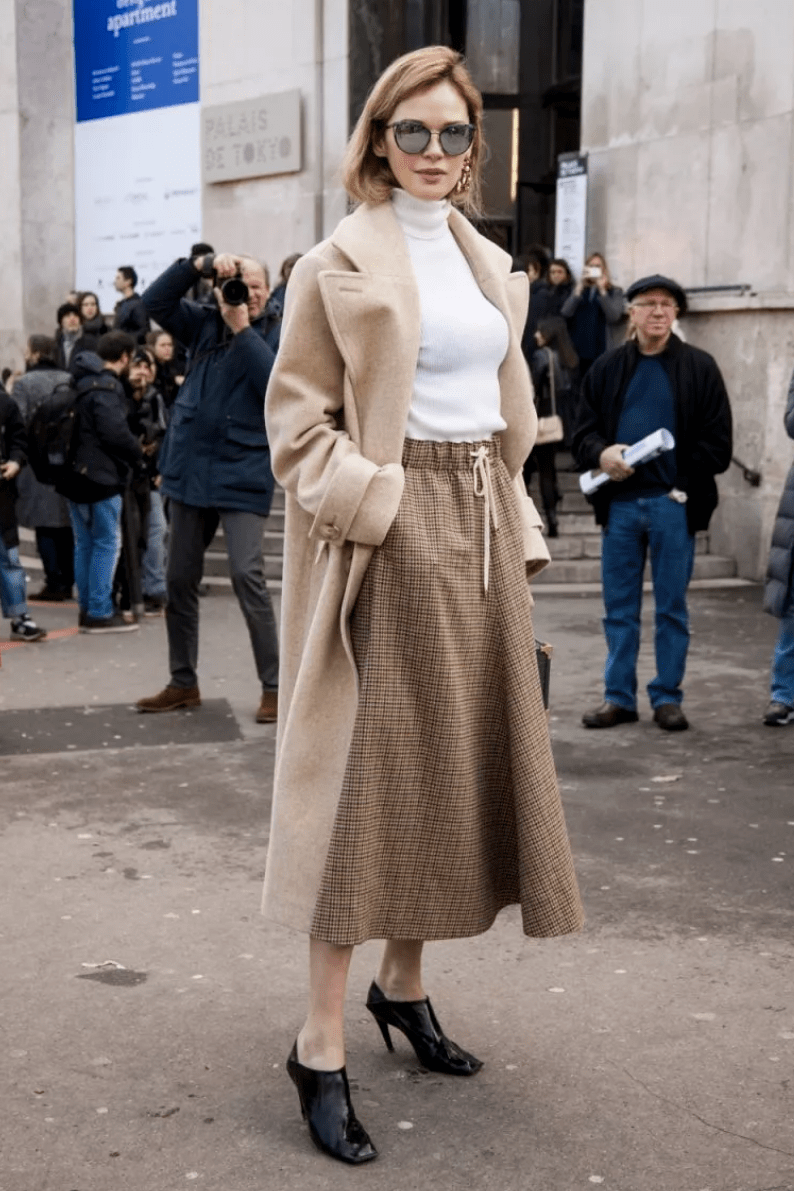 驼色|比驼色更好穿，今年冬天“奶茶色”火了！！