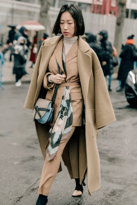 驼色|比驼色更好穿，今年冬天“奶茶色”火了！！